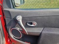 Gebraucht Renault Clio II 101 PS (74 kW) 2008 Rot Kleinwagen