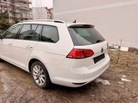 Gebraucht VW Golf VII LOUNGE 110 PS (80 kW) 2015 Weiß Kombi