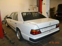 gebraucht Mercedes E260 AHK Standheizung