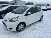 Gebraucht Toyota Aygo Cool 68 PS (50 kW) 2011 Weiß Kleinwagen