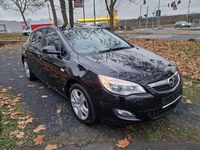 Gebraucht Opel Astra Edition 101 PS (74 kW) 2010 Schwarz Limousine