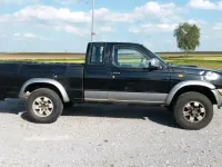 Gebraucht Nissan Navara 103 PS (75 kW) 2000 Schwarz Pickup
