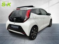 Gebraucht Toyota Aygo Team 72 PS (52 kW) 2021 Schneeweiß Kleinwagen