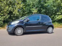 Gebraucht Citroën C1 SELECTION 68 PS (50 kW) 2013 Schwarz Kleinwagen