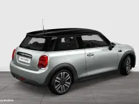 Gebraucht Mini Cooper 136 PS (100 kW) 2020 Silber Kleinwagen