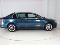 Gebraucht Skoda Superb 160 PS (117 kW) 2015 Blau Limousine