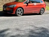 Gebraucht BMW 225 136 PS (100 kW) 2019 Orange Van / Kleinbus