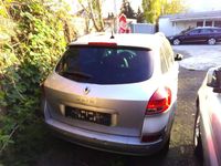 Gebraucht Renault Clio GrandTour Luxe 103 PS (75 kW) 2010 Silber Kombi