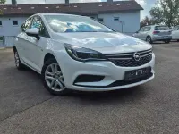 Gebraucht Opel Astra Business 101 PS (74 kW) 2017 Weiß Kleinwagen