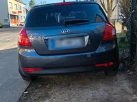 Gebraucht Kia Ceed 80 PS (58 kW) 2010 Grau Kleinwagen