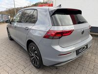 Gebraucht VW Golf VIII Active 116 PS (85 kW) 2022 Grau Limousine