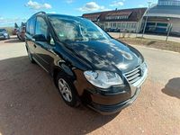 Gebraucht VW Touran 105 PS (77 kW) 2008 Schwarz Van / Kleinbus