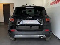 Neu Jeep Avenger Altitude 110 PS (80 kW) 2025 Schwarz (solid black clear coat) SUV
