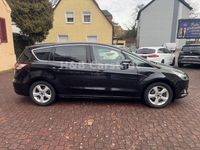 Używany Ford S-MAX Titanium 150 KM (110 kW) 2015 Czarny Minivan