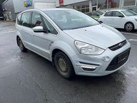 Gebraucht Ford S-MAX Titanium 163 PS (119 kW) 2012 Silber Van / Kleinbus