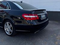 Gebraucht Mercedes E500 387 PS (284 kW) 2009 Schwarz Limousine
