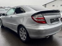 Gebraucht Mercedes C220 150 PS (110 kW) 2005 Silber