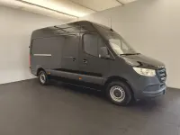 Gebraucht Mercedes Sprinter 150 PS (110 kW) 2025 Tiefschwarz Van