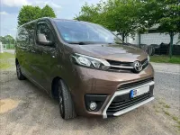 Gebraucht Toyota Proace Verso Team 177 PS (130 kW) 2018 Braun Kombi