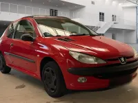 Gebraucht Peugeot 206 60 PS (44 kW) 2000 Rot Cabrio