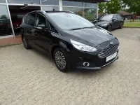 Gebraucht Ford S-MAX Titanium 165 PS (121 kW) 2019 Schwarz Van / Kleinbus
