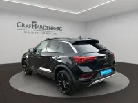 Gebraucht VW T-Roc Life 150 PS (110 kW) 2023 Schwarz SUV