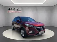 Gebraucht Hyundai Tucson Trend 177 PS (130 kW) 2016 Rot SUV