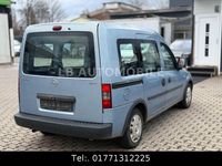 Gebraucht Opel Combo 75 PS (55 kW) 2008 Blau Van / Kleinbus