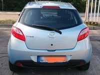 Second-hand Mazda 2 75 CP (55 kW) 2011 Albastru Hatchback