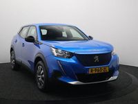 Gebraucht Peugeot e-2008 Active 100 kW (136 PS) 2022 Blau SUV