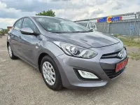 Gebraucht Hyundai i30 99 PS (72 kW) 2013 Grau Limousine