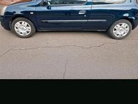 Gebraucht Renault Clio II 75 PS (55 kW) 2004 Grün Kleinwagen