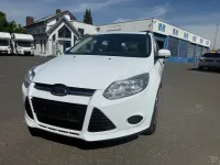 Usado Ford Focus Ambiente 101 CV (74 kW) 2013 Blanco Berlina