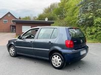 Gebraucht VW Polo 90 PS (66 kW) 2001 Grau Limousine
