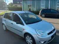 Gebraucht Ford Fiesta 80 PS (58 kW) 2004 Silber Kleinwagen