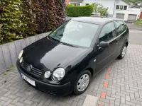 Gebraucht VW Polo Comfortline 64 PS (47 kW) 2002 Schwarz Limousine