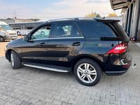 Gebraucht Mercedes ML250 204 PS (150 kW) 2012 Schwarz SUV