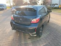 Gebraucht Mitsubishi Space Star Select+ 71 PS (52 kW) 2023 Grau Kleinwagen