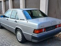Gebraucht Mercedes 190 122 PS (89 kW) 1992 Silber Limousine