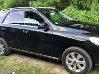 Gebraucht Mercedes ML250 204 PS (150 kW) 2012 Schwarz SUV