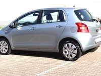 Gebraucht Toyota Yaris Sol 69 PS (50 kW) 2007 Medium silver metallic Kleinwagen