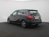 Gebraucht Mercedes B180 122 PS (89 kW) 2016 Schwarz Van / Kleinbus