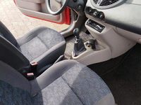 Usata Renault Twingo 58 CV (42 kW) 2009 Rosso Utilitaria