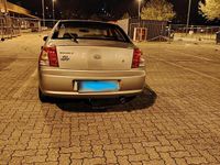 Gebraucht Kia Shuma 111 PS (81 kW) 2003 Silber Kleinwagen