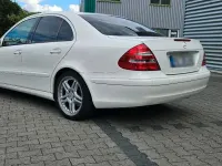 Gebraucht Mercedes E240 177 PS (130 kW) 2002 Weiß Limousine