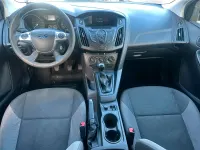 Usado Ford Focus 100 CV (73 kW) 2013 Azul Familiar