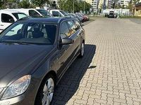 Gebraucht Mercedes E250 Avantgarde 204 PS (150 kW) 2010 Kombi