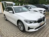 Gebraucht BMW 318 Advantage 150 PS (110 kW) 2022 Mineralweiss Kombi