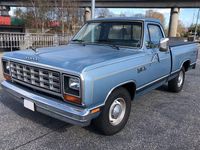 Second-hand Dodge D100 150 CP (110 kW) 1984 Albastru Pickup
