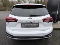 Gebraucht Ford Focus Active 125 PS (91 kW) 2022 Weiss Kombi
